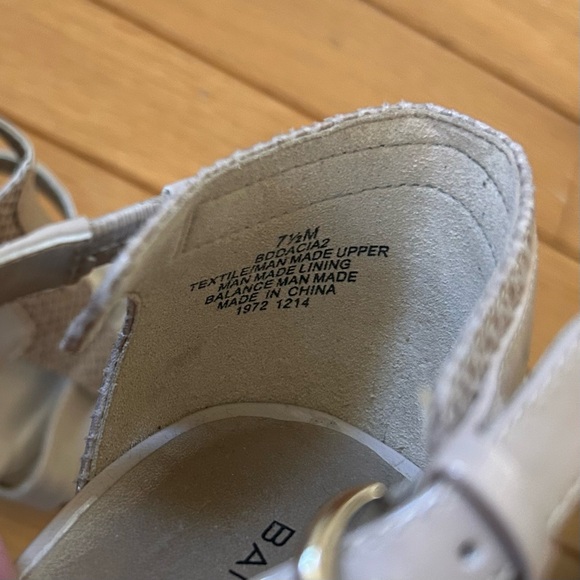 Bandolino Nude Dacia Sandals - Picture 6 of 7